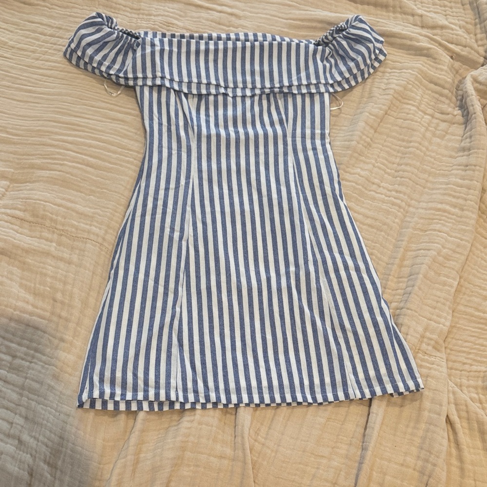Lulu's off the shoulder Blue and White Striped Mini Dress. New with tags